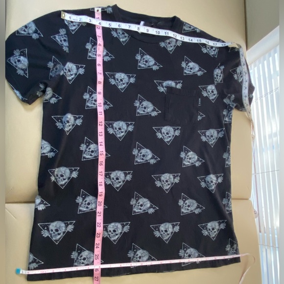 WXYZ mfg co - T-shirt - Picture 9 of 12